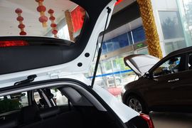 2015款现代全新途胜1.6T双离合两驱智能型