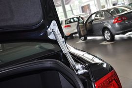 2015款大众辉腾3.0L精英定制型