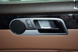 2015款大众辉腾3.0L精英定制型