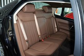 2015款大众辉腾3.0L精英定制型