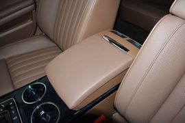 2015款大众辉腾3.0L精英定制型