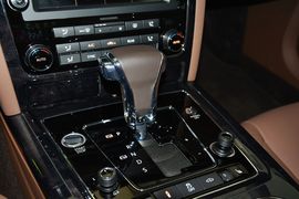 2015款大众辉腾3.0L精英定制型