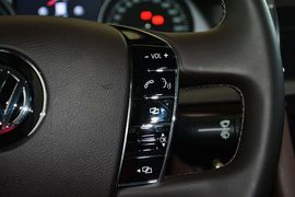 2015款大众辉腾3.0L精英定制型