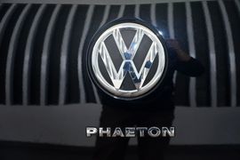 2015款大众辉腾3.0L精英定制型