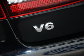 2015款大众辉腾3.0L精英定制型
