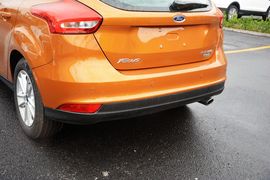 2015款福特福克斯两厢1.5L