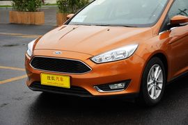 2015款福特福克斯两厢1.5L