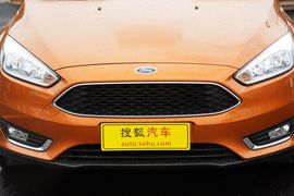 2015款福特福克斯两厢1.5L