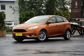 2015款福特福克斯两厢1.5L