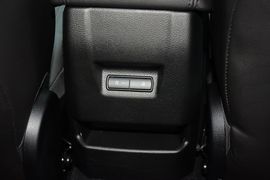 2015款福特福克斯两厢1.5L