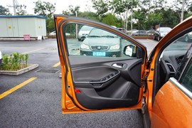 2015款福特福克斯两厢1.5L