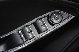 2015款福特福克斯两厢1.5L