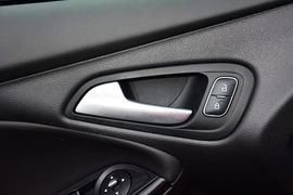 2015款福特福克斯两厢1.5L