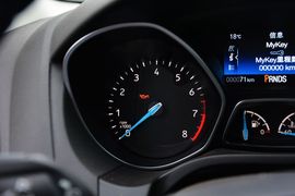 2015款福特福克斯两厢1.5L