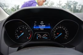 2015款福特福克斯两厢1.5L