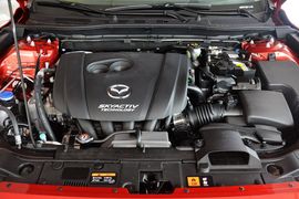 2016款马自达昂克赛拉两厢2.0L自动运动型