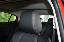 2016款马自达昂克赛拉两厢2.0L自动运动型