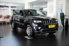 2015款Jeep大切诺基3.0L旗舰尊悦版