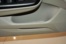 2016款本田思域1.8L自动舒适版
