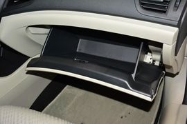 2016款本田思域1.8L自动舒适版