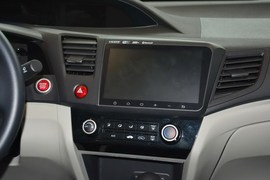 2016款本田思域1.8L自动舒适版