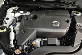 2013款日产天籁2.5L
