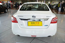 2013款日产天籁2.5L