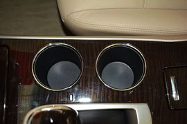 2013款日产天籁2.5L