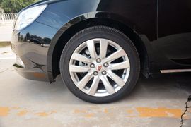 2015款荣威950