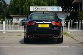 2015款荣威950