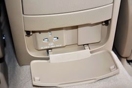 2015款荣威950