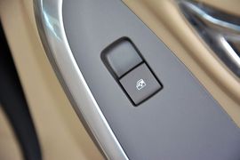 2015款荣威950