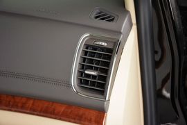2015款荣威950