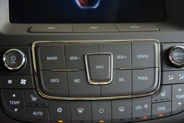 2015款荣威950