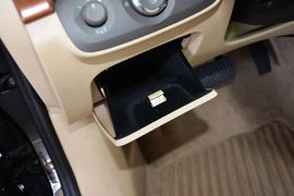 2015款荣威950