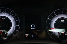 2015款荣威950