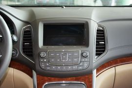 2015款荣威950
