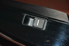 2015款比亚迪速锐1.5L手动舒适型