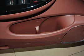 2015款比亚迪速锐1.5L手动舒适型