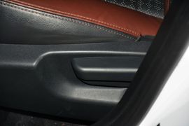 2015款比亚迪速锐1.5L手动舒适型