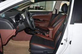 2015款比亚迪速锐1.5L手动舒适型