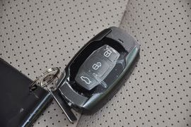 2015款比亚迪速锐1.5L手动舒适型