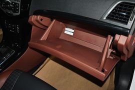 2015款比亚迪速锐1.5L手动舒适型