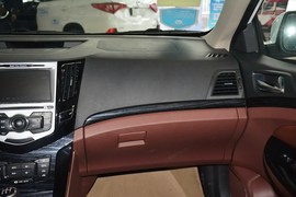 2015款比亚迪速锐1.5L手动舒适型