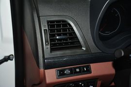 2015款比亚迪速锐1.5L手动舒适型