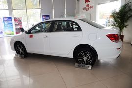 2015款比亚迪速锐1.5L手动舒适型