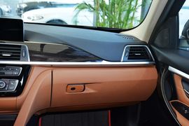 2016款宝马320Li豪华设计套装