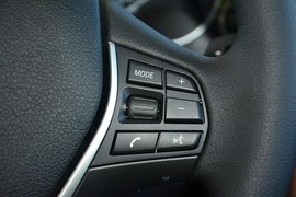 2016款宝马320Li豪华设计套装