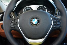 2016款宝马320Li豪华设计套装