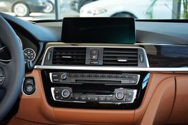 2016款宝马320Li豪华设计套装